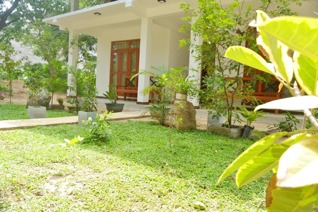 Girilena Resort Dambulla Exterior foto